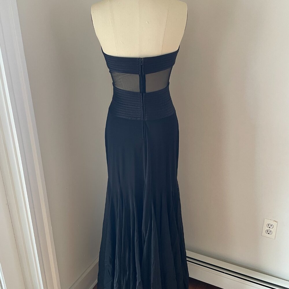 Cache Halter Gown - Picture 2 of 5